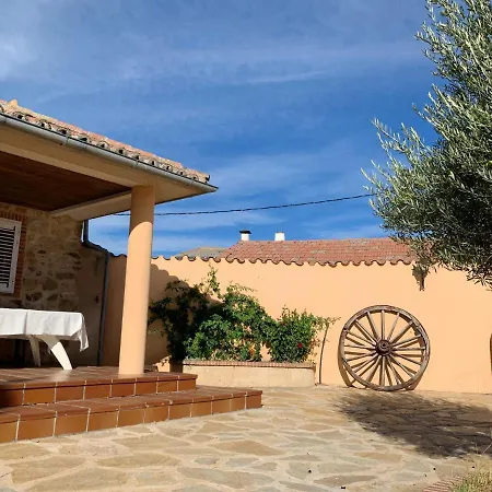 Charming House In With Secure Garden Semesterbostad *
